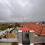 Platanos Village *