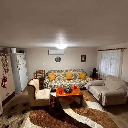 Platanos Village Apartment